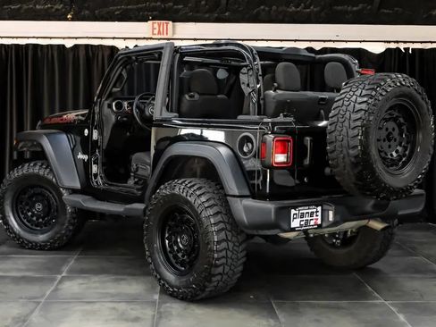 Used 2021 Jeep Wrangler Sport AWD/4WD image 14