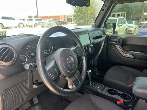 Used 2013 Jeep Wrangler Unlimited Sport AWD/4WD image 11