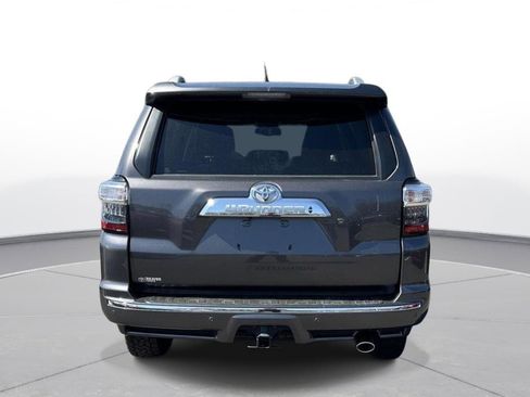 Used 2015 Toyota 4Runner Limited image 7