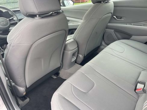 Used 2025 Hyundai Elantra Sport FWD image 18