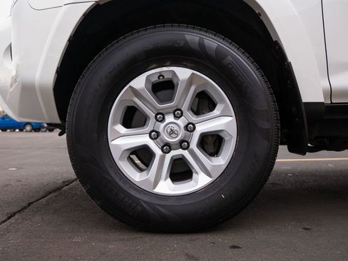 Used 2021 Toyota 4Runner SR5 image 8