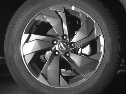 Used 2025 Nissan Rogue SV image 13