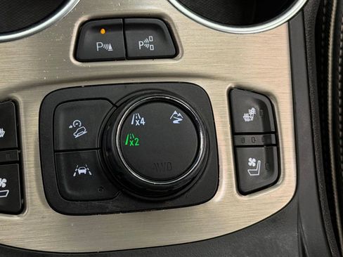 Used 2018 GMC Terrain Denali w/ Advanced Safety Package AWD/4WD image 29