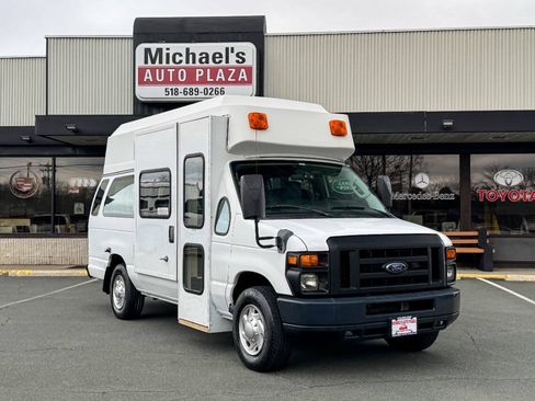 Used 2011 Ford E-350 and Econoline 350 Extended Super Duty w/ PWR Group RWD image 7