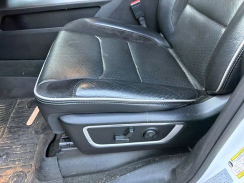 Used 2021 RAM 1500 Laramie AWD/4WD image 10