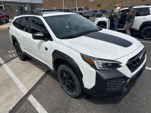 Used 2024 Subaru Outback Wilderness image 3