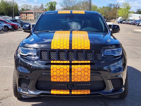 Used 2018 Jeep Grand Cherokee SRT AWD/4WD image 6
