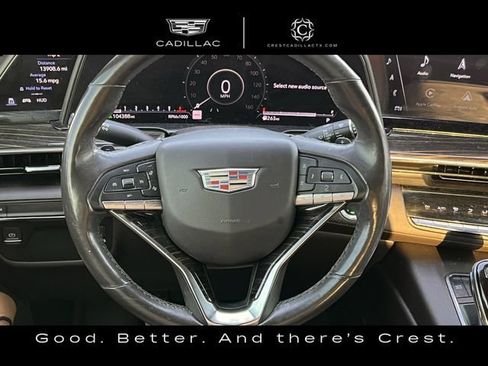 Used 2021 Cadillac Escalade Premium Luxury RWD image 12