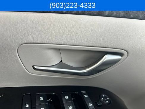 Used 2022 Hyundai Tucson Limited w/ Cargo Package FWD image 19