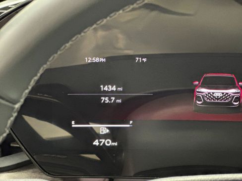 Used 2025 Audi Q5 Premium AWD/4WD image 28
