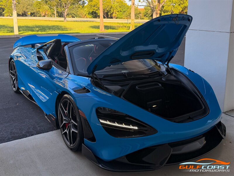 Used 2022 McLaren 765LT RWD image 41