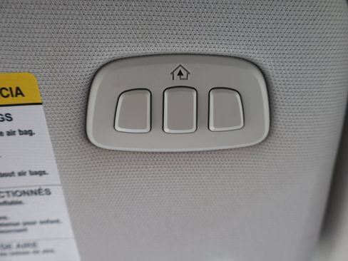 Used 2025 Ford Explorer Active w/ Active Comfort Package image 26