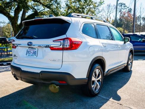 Certified 2025 Subaru Ascent Premium image 4