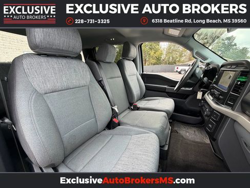 Used 2021 Ford F150 XLT w/ Trailer Tow Package image 30