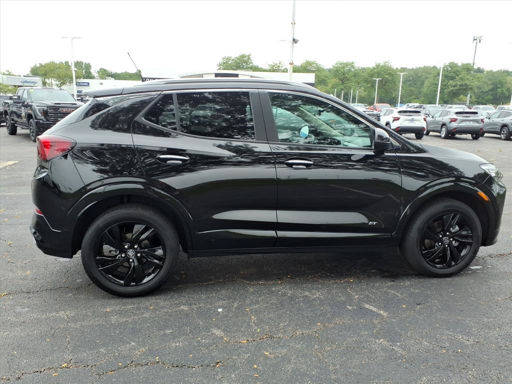 Used 2025 Buick Encore GX Sport Touring w/ Comfort Package AWD/4WD image 8