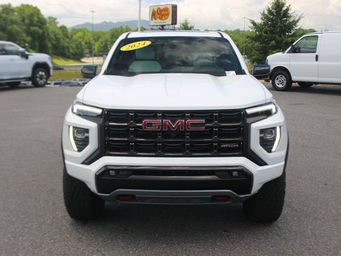 Used 2024 GMC Canyon AT4X AWD/4WD image 3