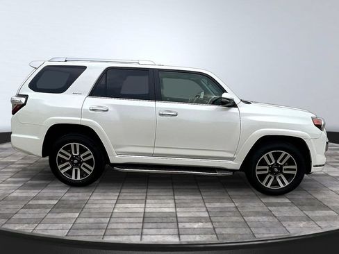 Used 2019 Toyota 4Runner Limited AWD/4WD image 8