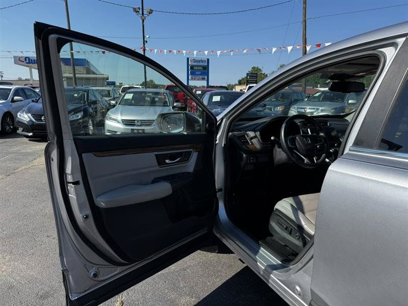 Used 2017 Honda CR-V EX-L image 19