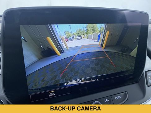 Certified 2024 Chevrolet Blazer LT w/ Convenience Package FWD image 6