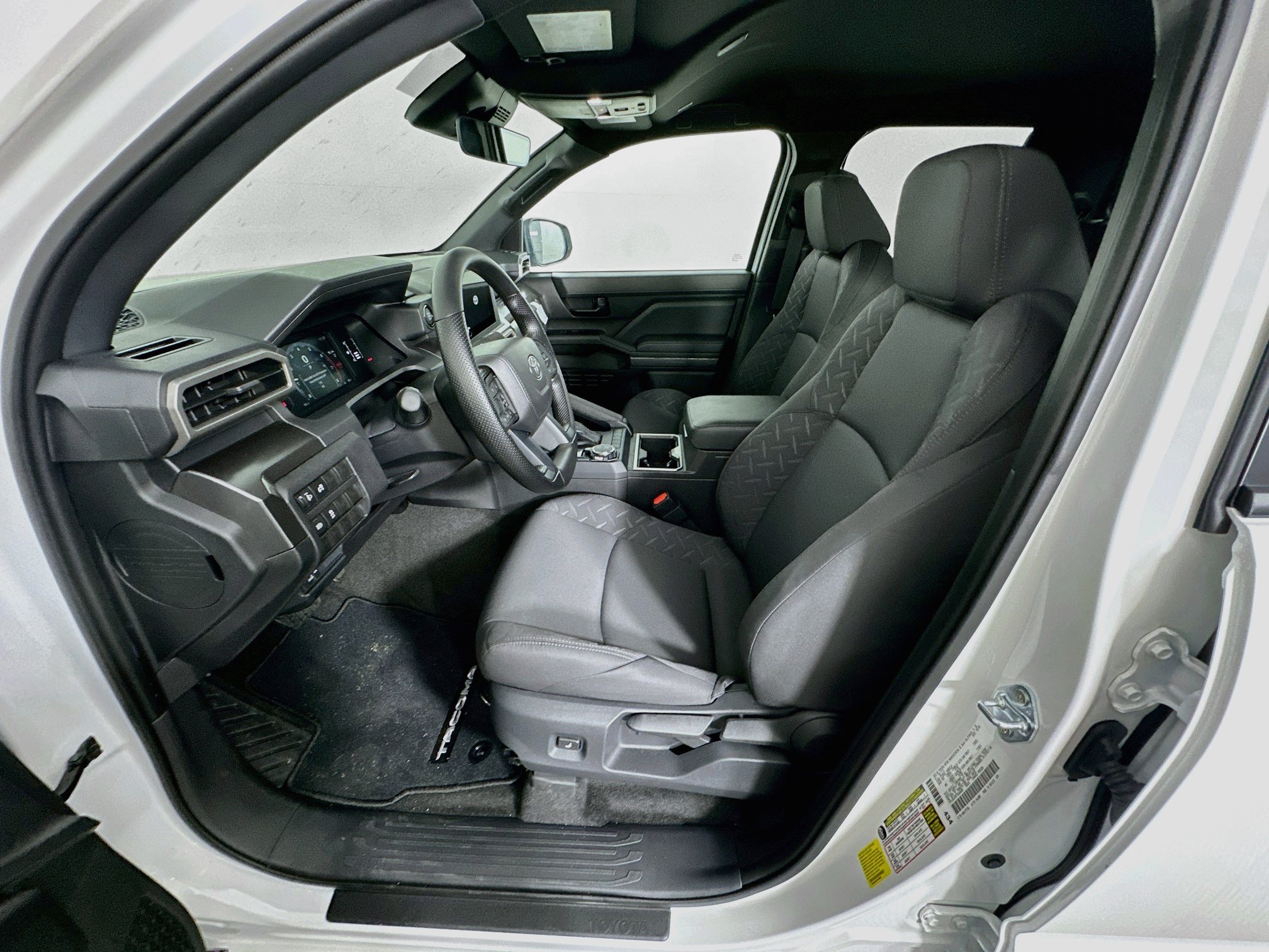 Used 2026 Toyota Tacoma SR5 AWD/4WD image 13
