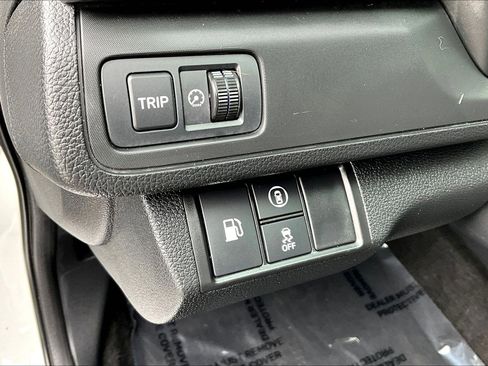 Used 2019 Honda Insight EX image 37