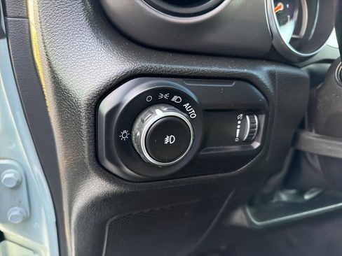 Certified 2023 Jeep Wrangler Sport S image 7