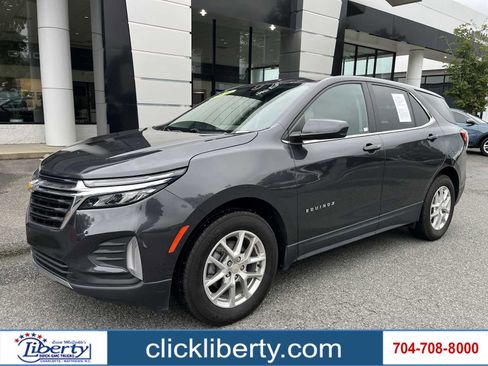 Certified 2022 Chevrolet Equinox LT image 1