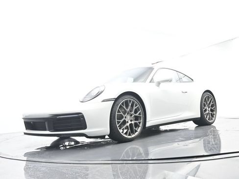 Certified 2023 Porsche 911 Carrera RWD image 40