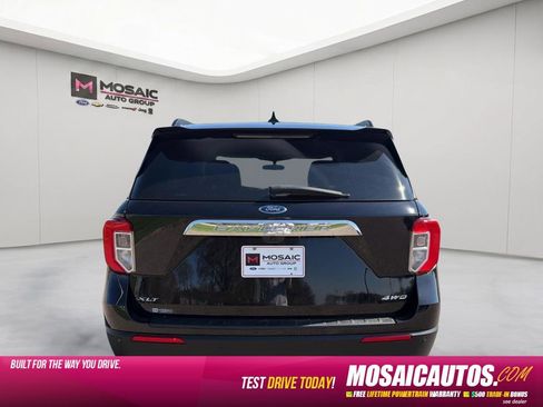 Used 2023 Ford Explorer XLT w/ Equipment Group 202A AWD/4WD image 5