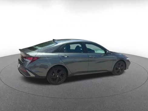 Used 2026 Hyundai Elantra Sport FWD image 15