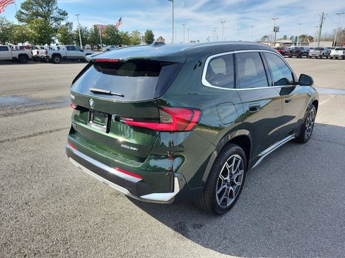 Used 2025 BMW X1 xDrive28i w/ Technology Package image 3