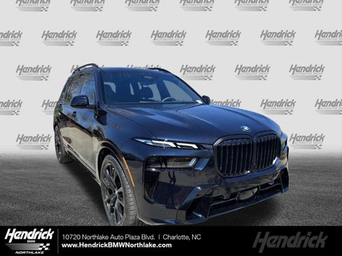 New 2026 BMW X7 xDrive40i w/ M Sport Package AWD/4WD image 1