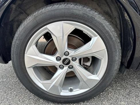 Certified 2023 Audi Q5 2.0T Premium Plus w/ Premium Plus Package AWD/4WD image 19