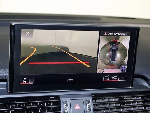 Used 2025 Audi Q5 e Premium Plus w/ Premium Plus Package image 22