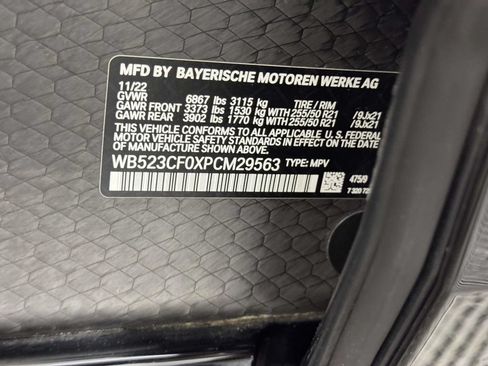 Used 2023 BMW iX xDrive50 w/ Sport Package AWD/4WD image 16