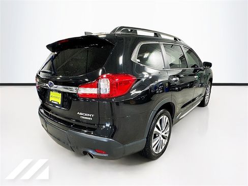 Used 2022 Subaru Ascent Touring image 5