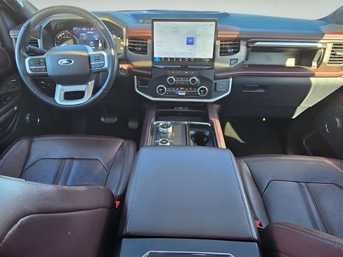 Used 2024 Ford Expedition Max Limited image 28