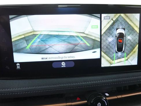 Used 2024 Nissan Ariya AWD image 18