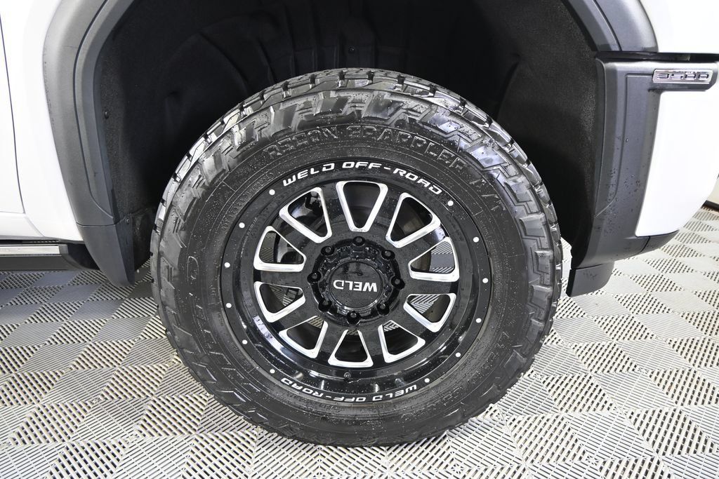 Used 2025 GMC Sierra 3500 Denali Ultimate AWD/4WD image 12
