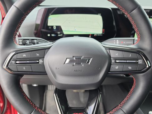 Used 2025 Chevrolet Equinox RS w/ Safety and Technology Package image 32