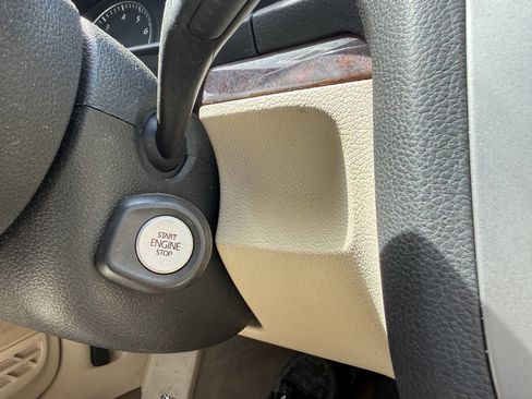 Used 2012 Volkswagen Eos Lux image 50