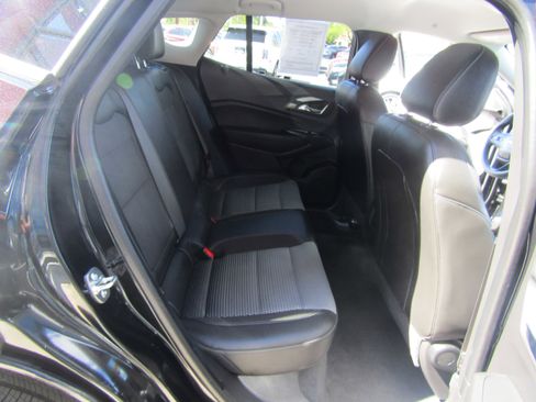 Used 2026 Chevrolet Trax LT FWD image 14