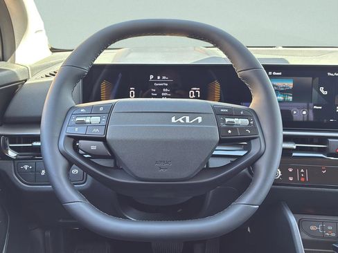 New 2026 Kia Sportage LX image 27