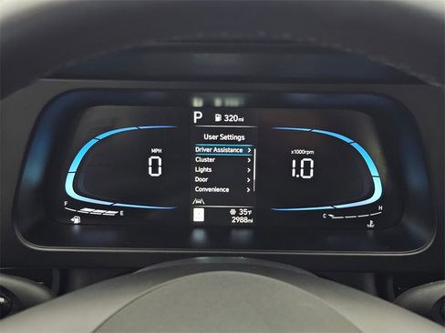 Used 2025 Hyundai Elantra Sport image 23