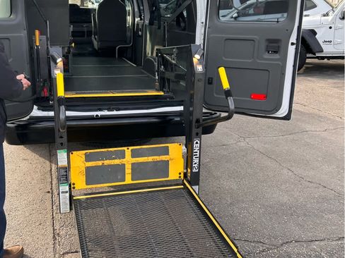 Used 2012 Ford E-250 and Econoline 250 Extended w/ PWR Group image 21