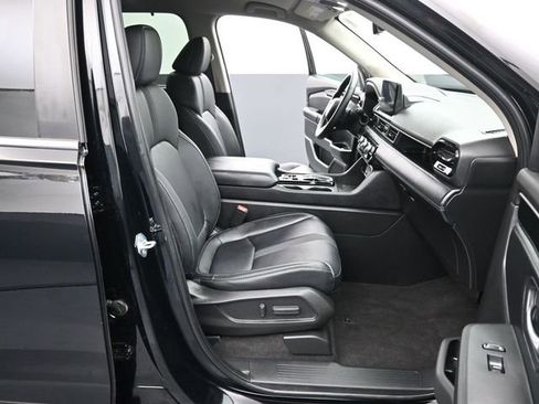 Used 2025 Honda Pilot EX-L image 43