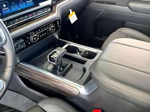 Used 2026 Chevrolet Silverado 1500 LT Trail Boss AWD/4WD image 15