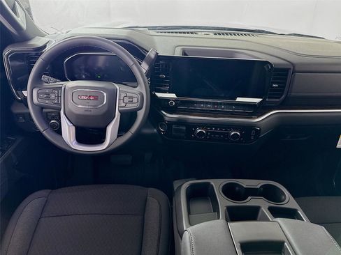 New 2026 GMC Sierra 1500 SLE AWD/4WD image 2