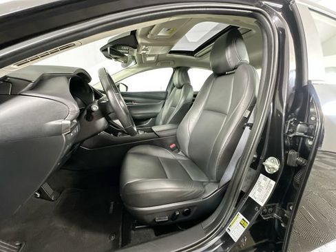 Used 2024 MAZDA MAZDA3 s FWD image 4
