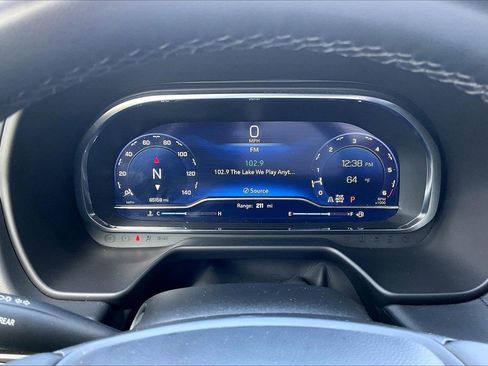 Used 2024 Chevrolet Tahoe Premier image 11